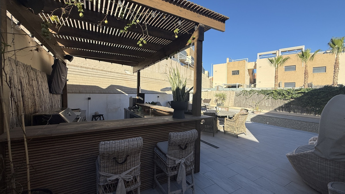 Huis te koop in La Zenia | 3 slaapkamers H5310211