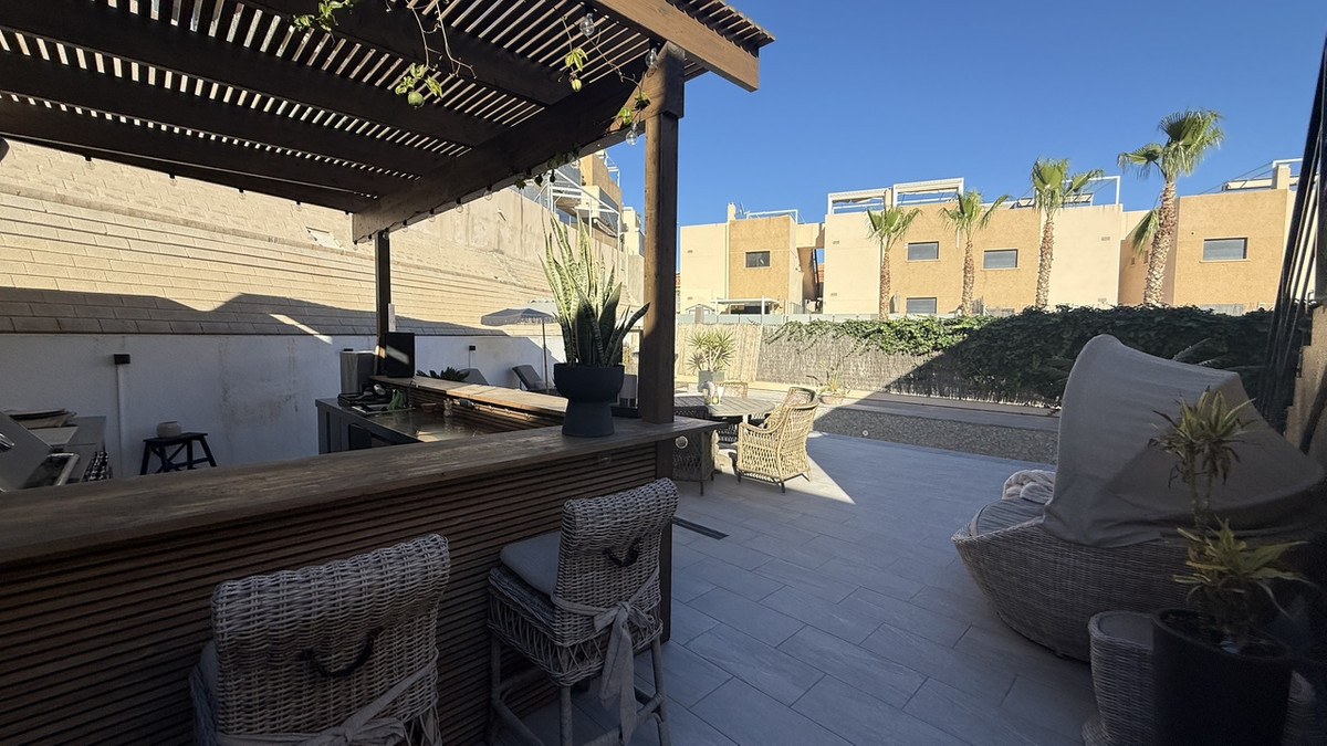 Huis te koop in La Zenia | 3 slaapkamers H5310211