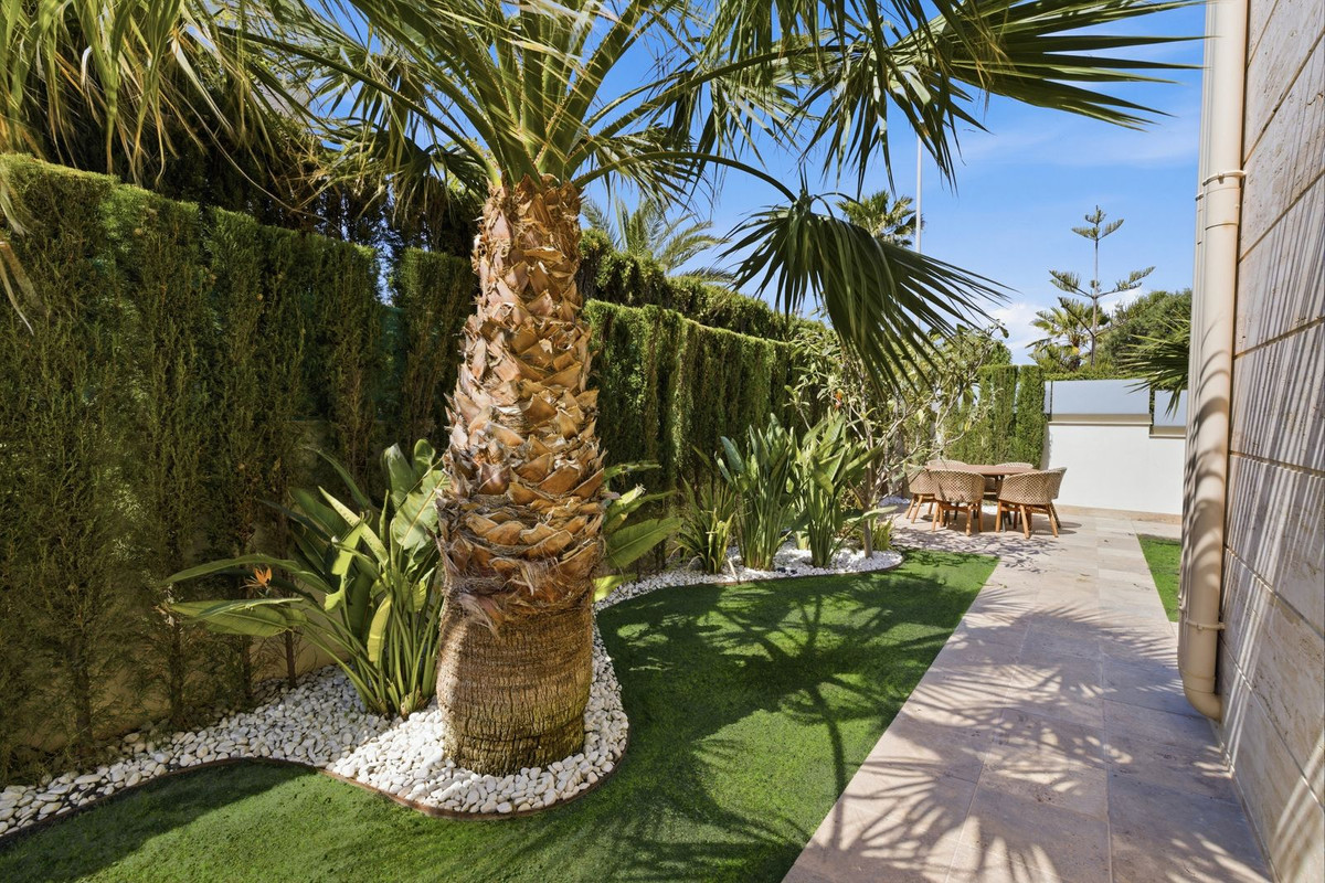 Huis te koop in La Zenia | 6 slaapkamers H5347201