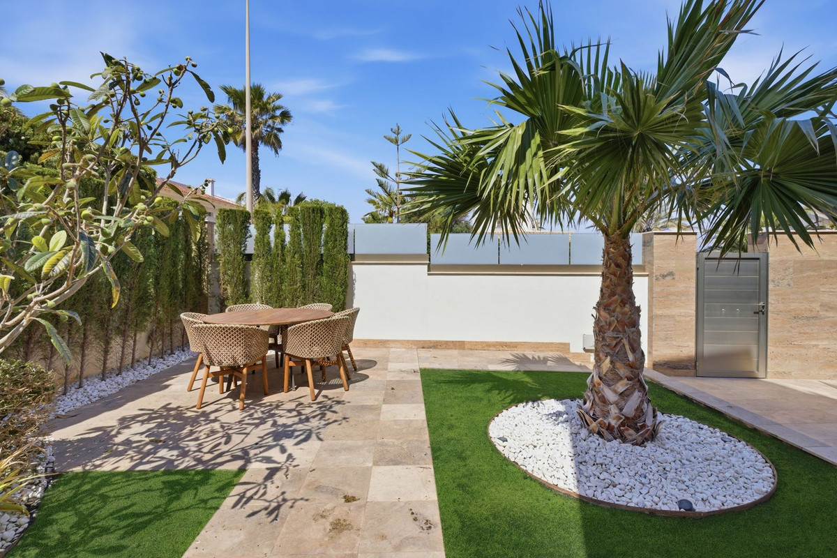 Huis te koop in La Zenia | 6 slaapkamers H5347201