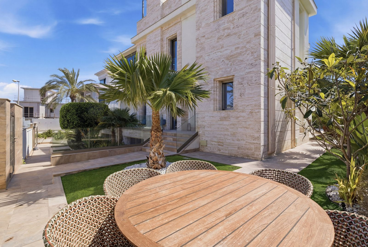 Huis te koop in La Zenia | 6 slaapkamers H5347201