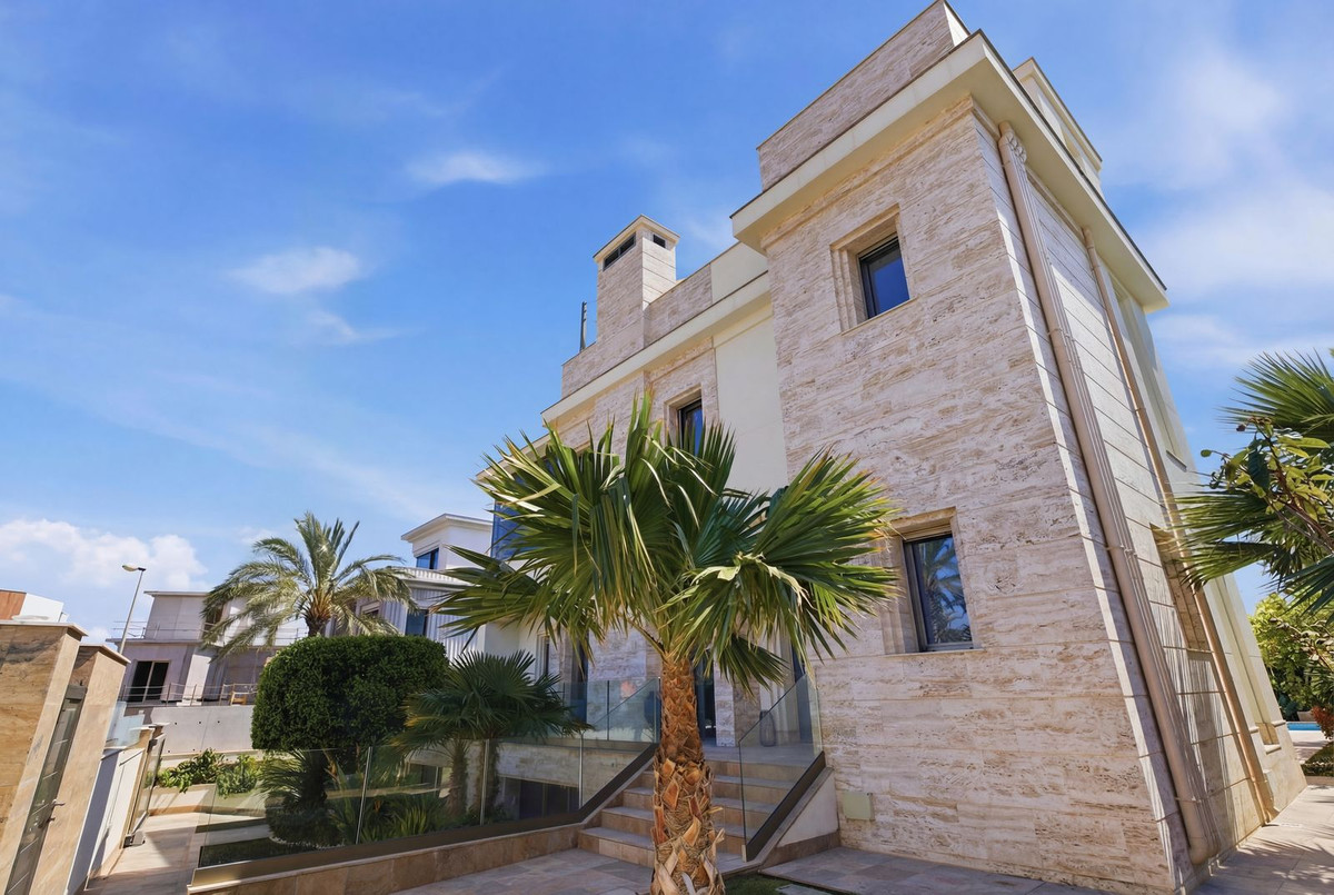 Huis te koop in La Zenia | 6 slaapkamers H5347201