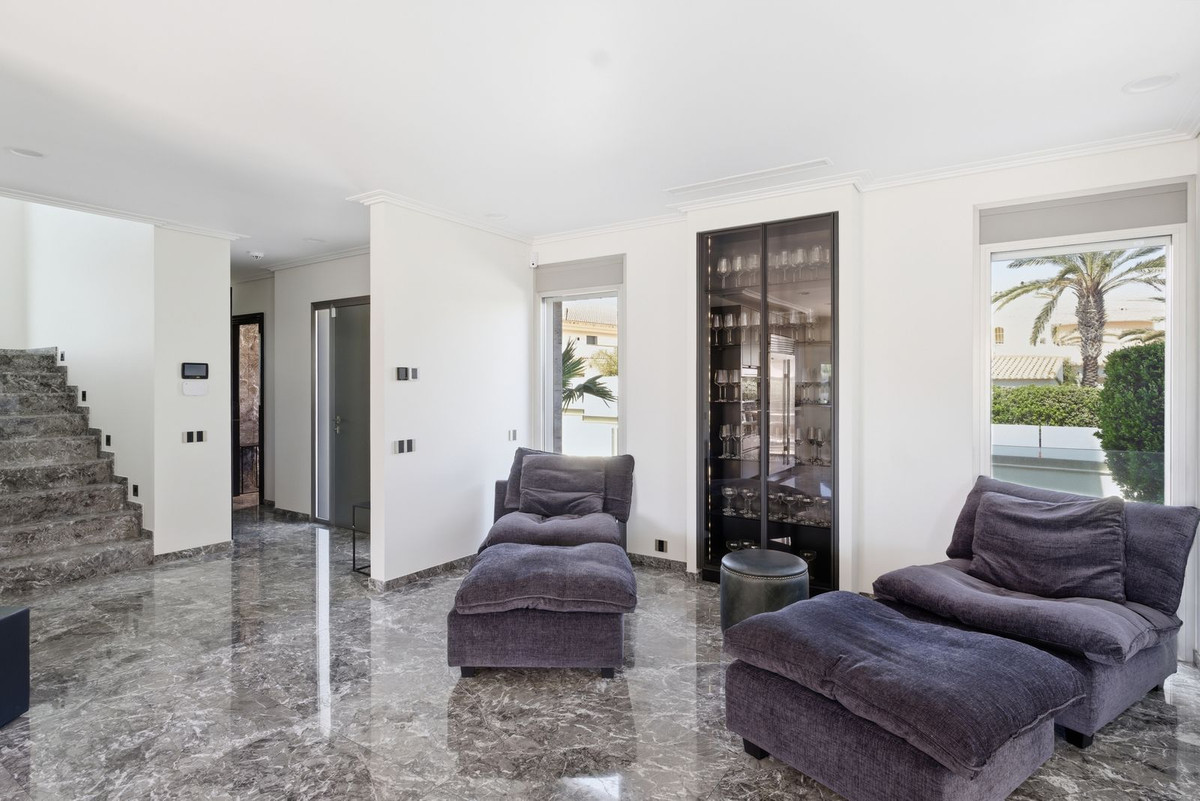 Huis te koop in La Zenia | 6 slaapkamers H5347201