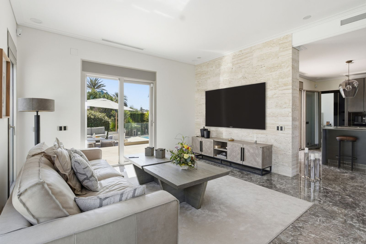 Huis te koop in La Zenia | 6 slaapkamers H5347201