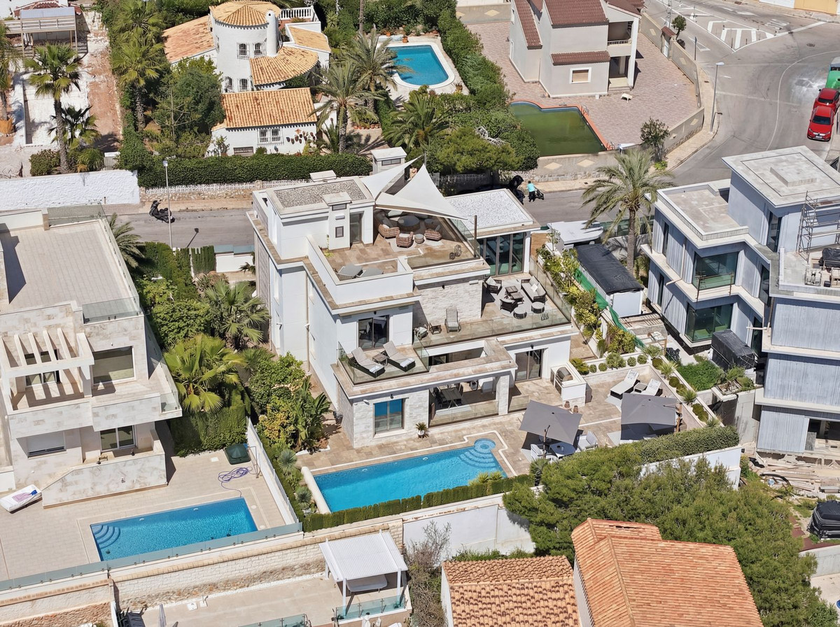 Huis te koop in La Zenia | 6 slaapkamers H5347201