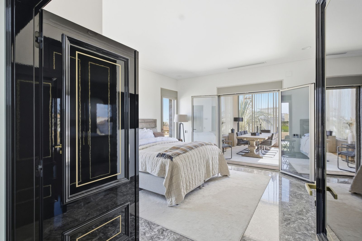 Huis te koop in La Zenia | 6 slaapkamers H5347201