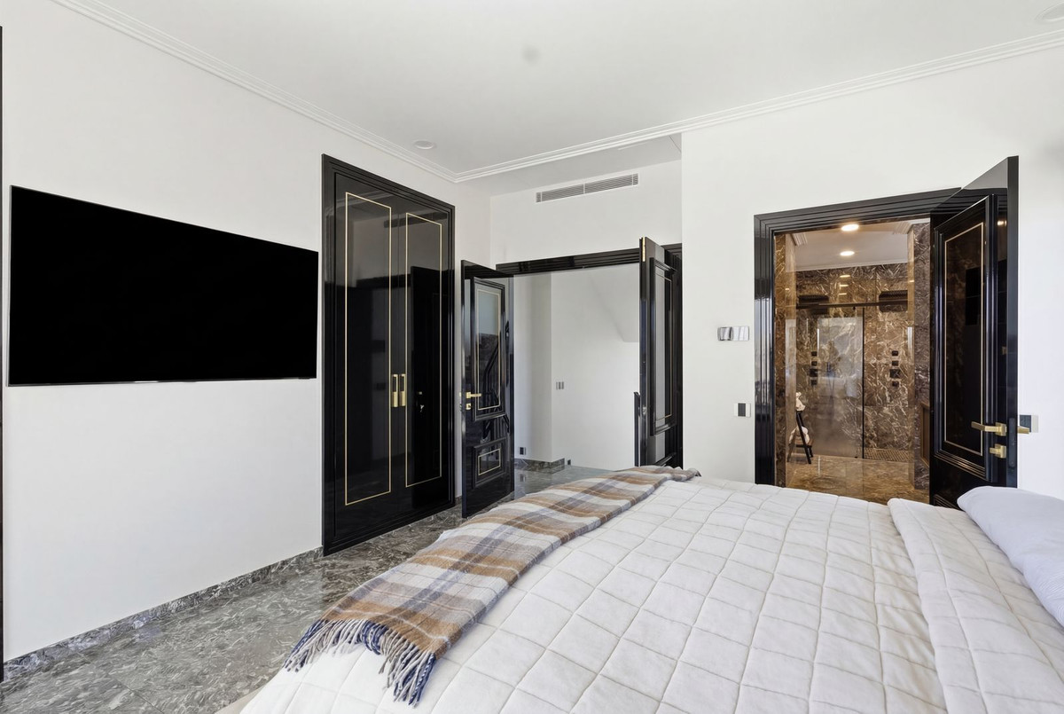 Huis te koop in La Zenia | 6 slaapkamers H5347201