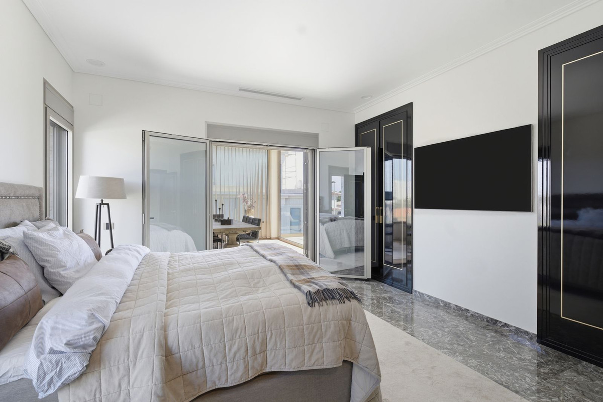 Huis te koop in La Zenia | 6 slaapkamers H5347201