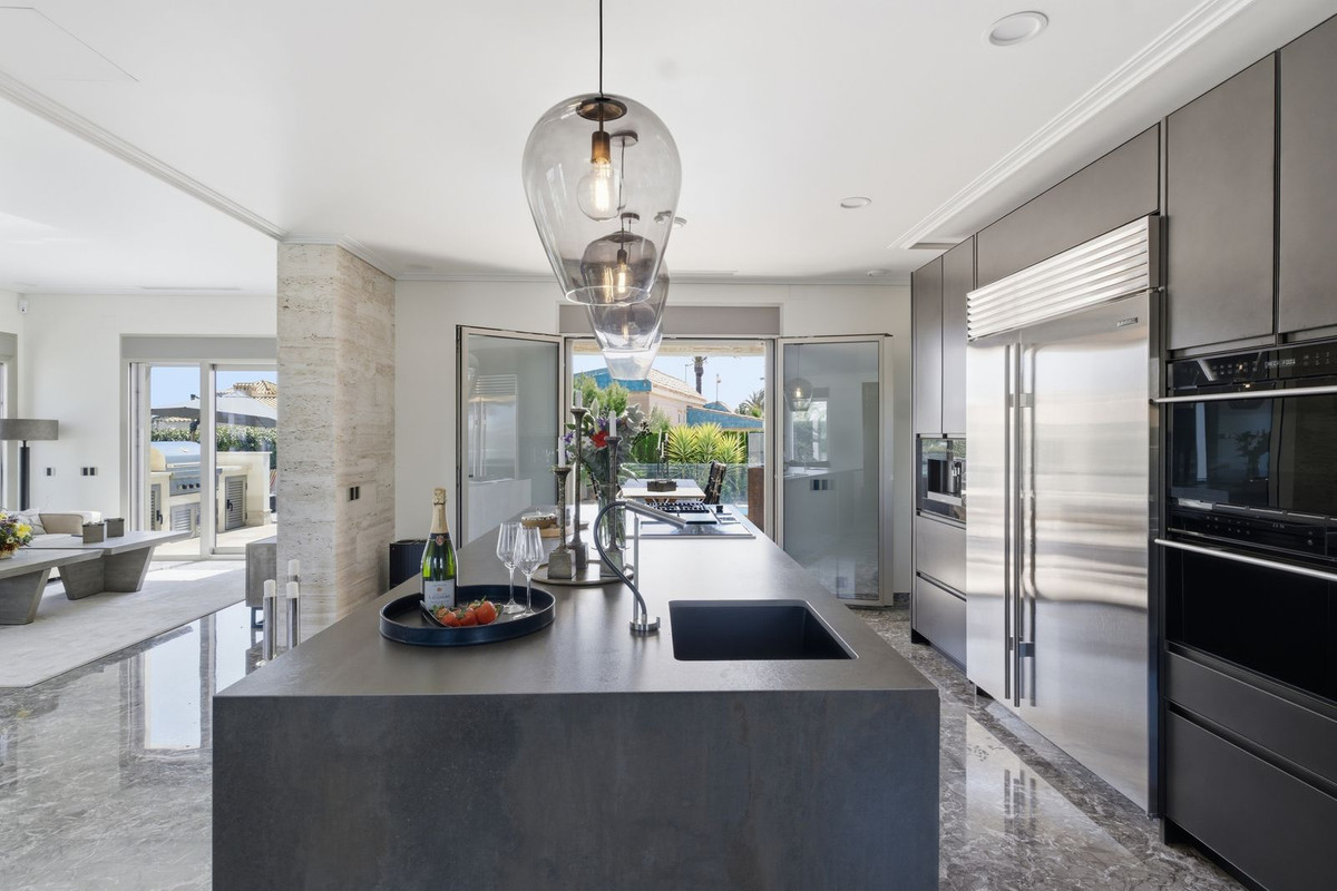 Huis te koop in La Zenia | 6 slaapkamers H5347201