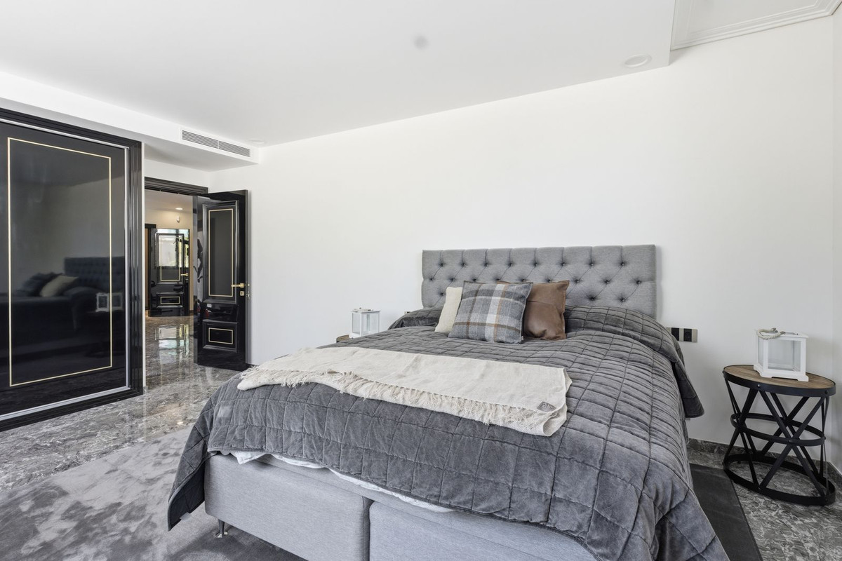 Huis te koop in La Zenia | 6 slaapkamers H5347201