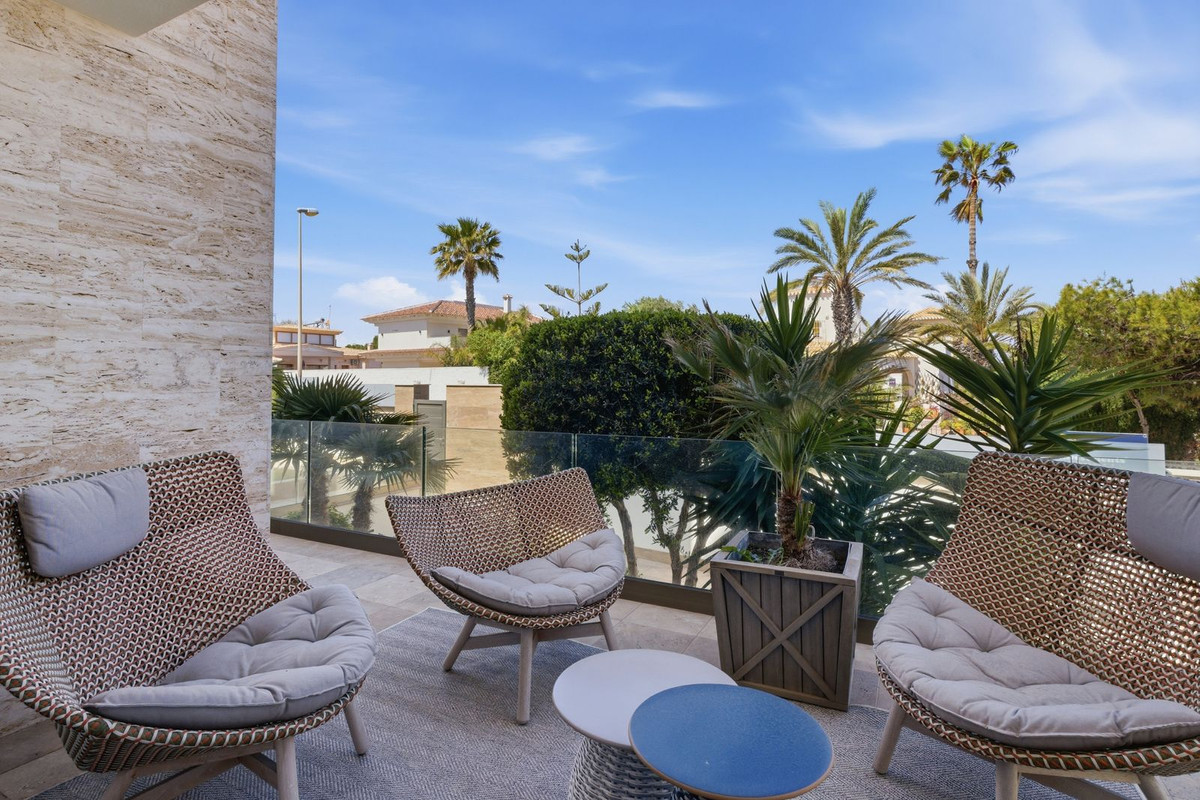 Huis te koop in La Zenia | 6 slaapkamers H5347201