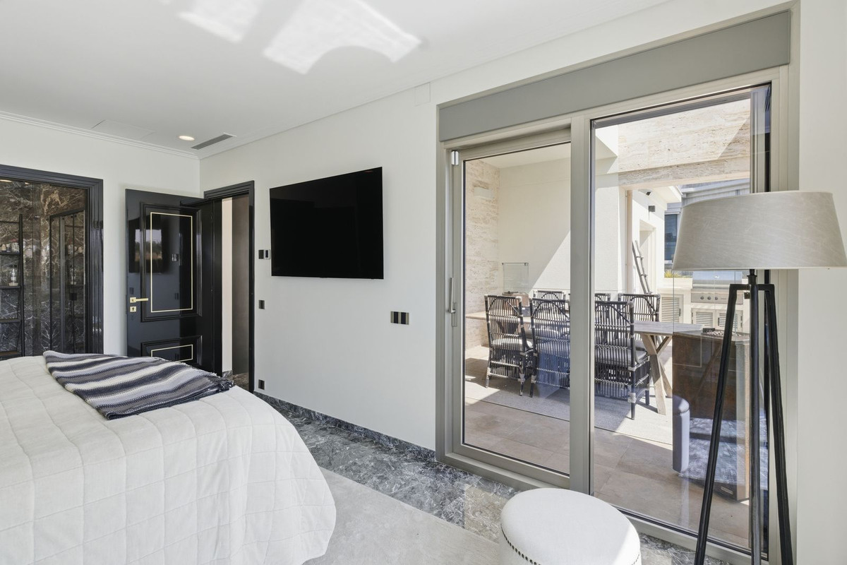 Huis te koop in La Zenia | 6 slaapkamers H5347201