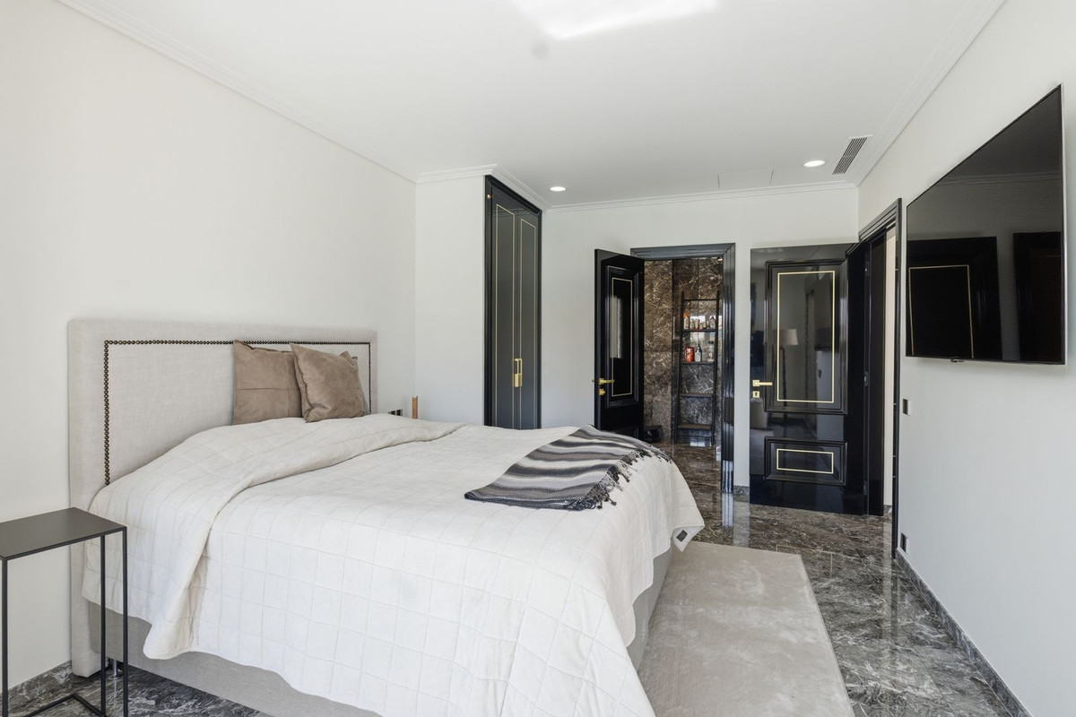 Huis te koop in La Zenia | 6 slaapkamers H5347201