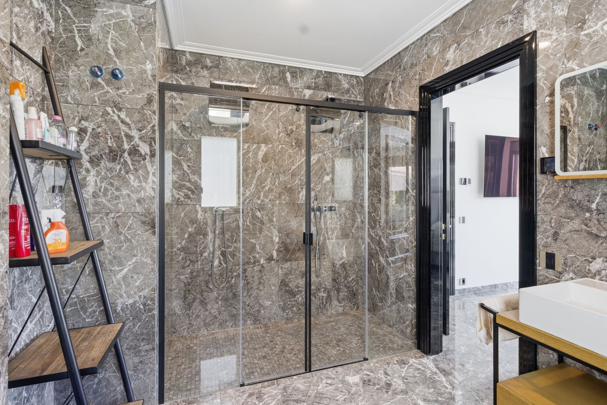 Huis te koop in La Zenia | 6 slaapkamers H5347201