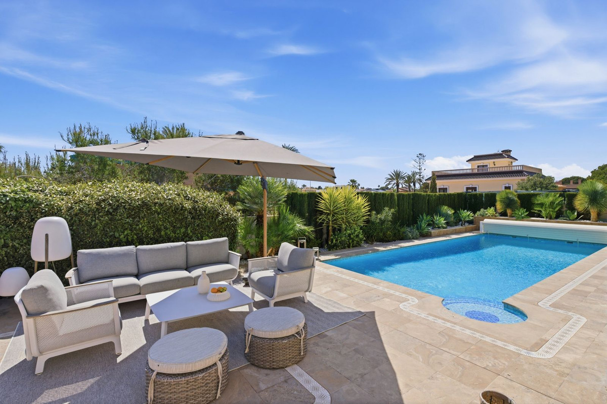 Huis te koop in La Zenia | 6 slaapkamers H5347201