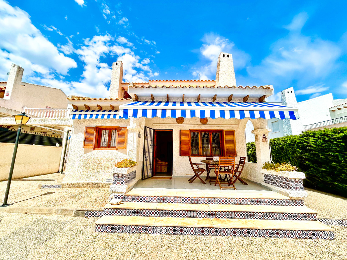 Huis te koop in La Zenia | 3 slaapkamers H5379277