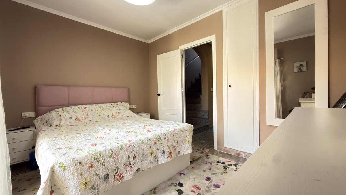 Property main view 32