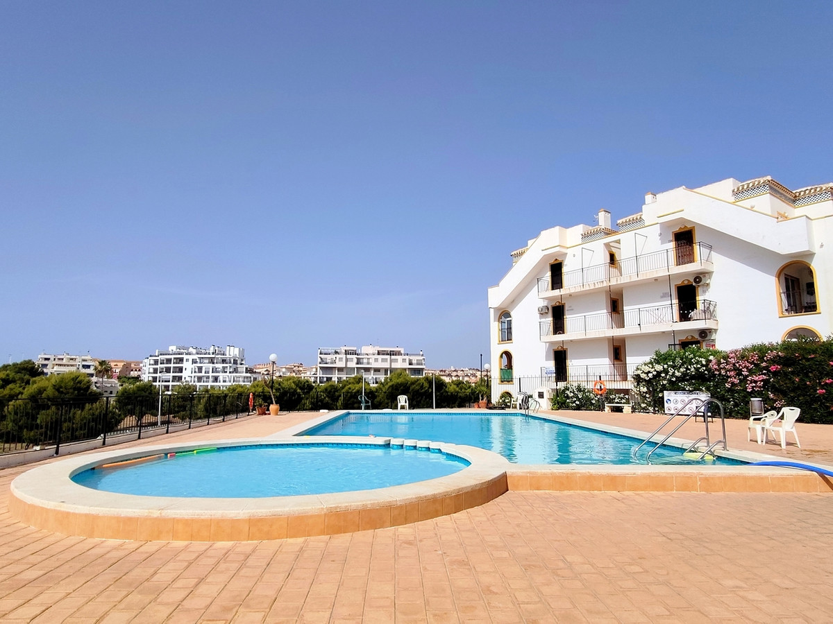 Huis te koop in La Zenia | 2 slaapkamers H5421403
