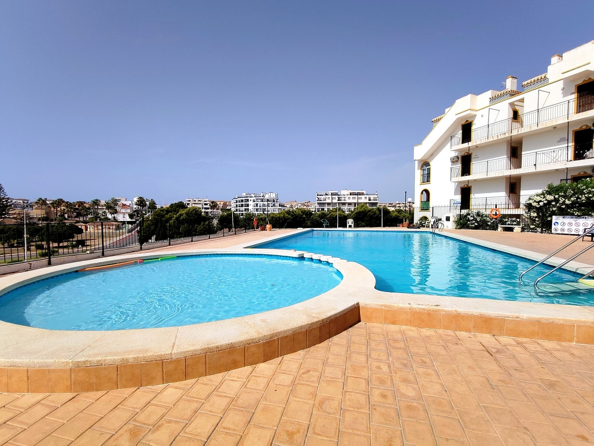 Huis te koop in La Zenia | 2 slaapkamers H5421403