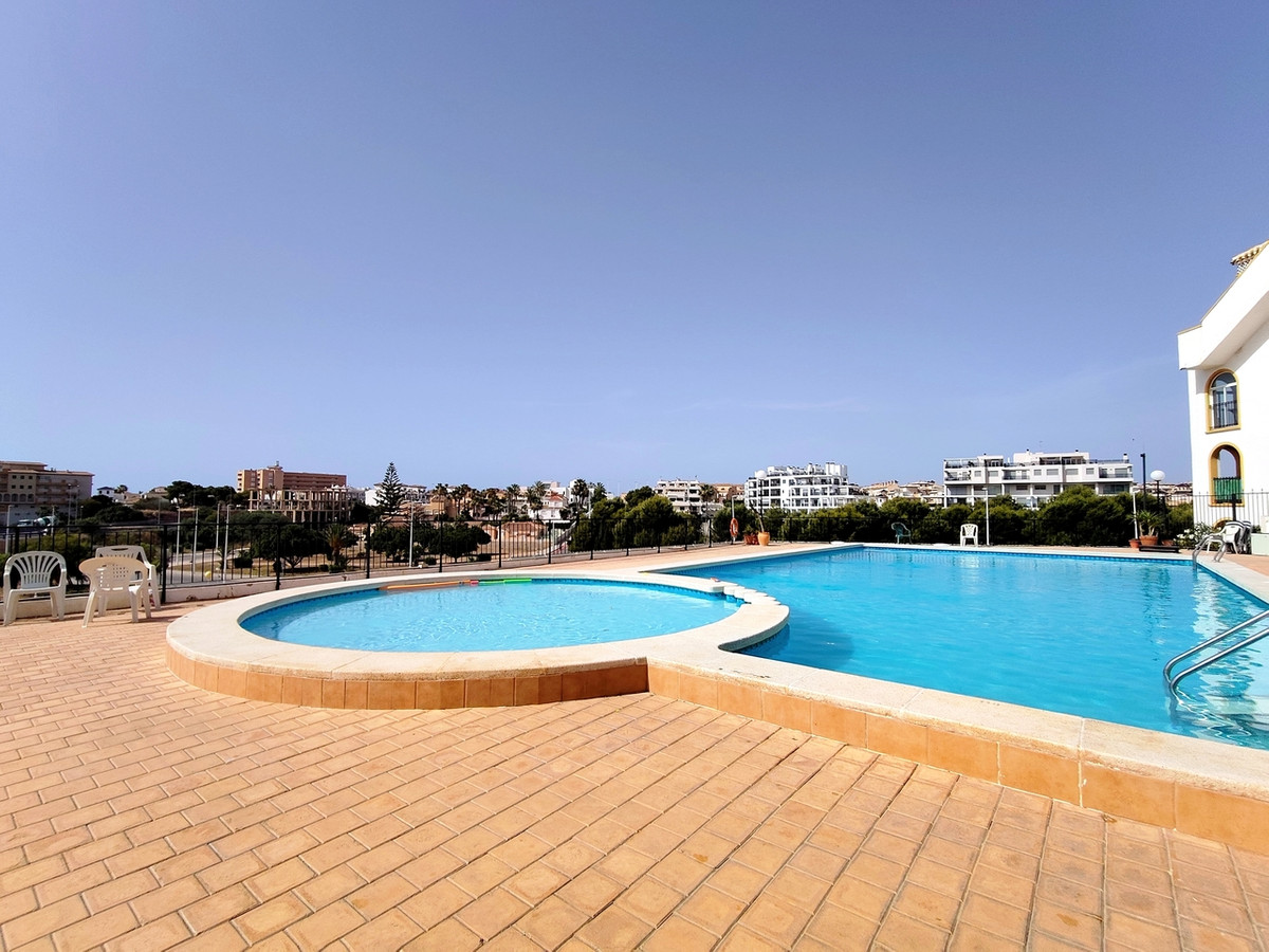 Huis te koop in La Zenia | 2 slaapkamers H5421403
