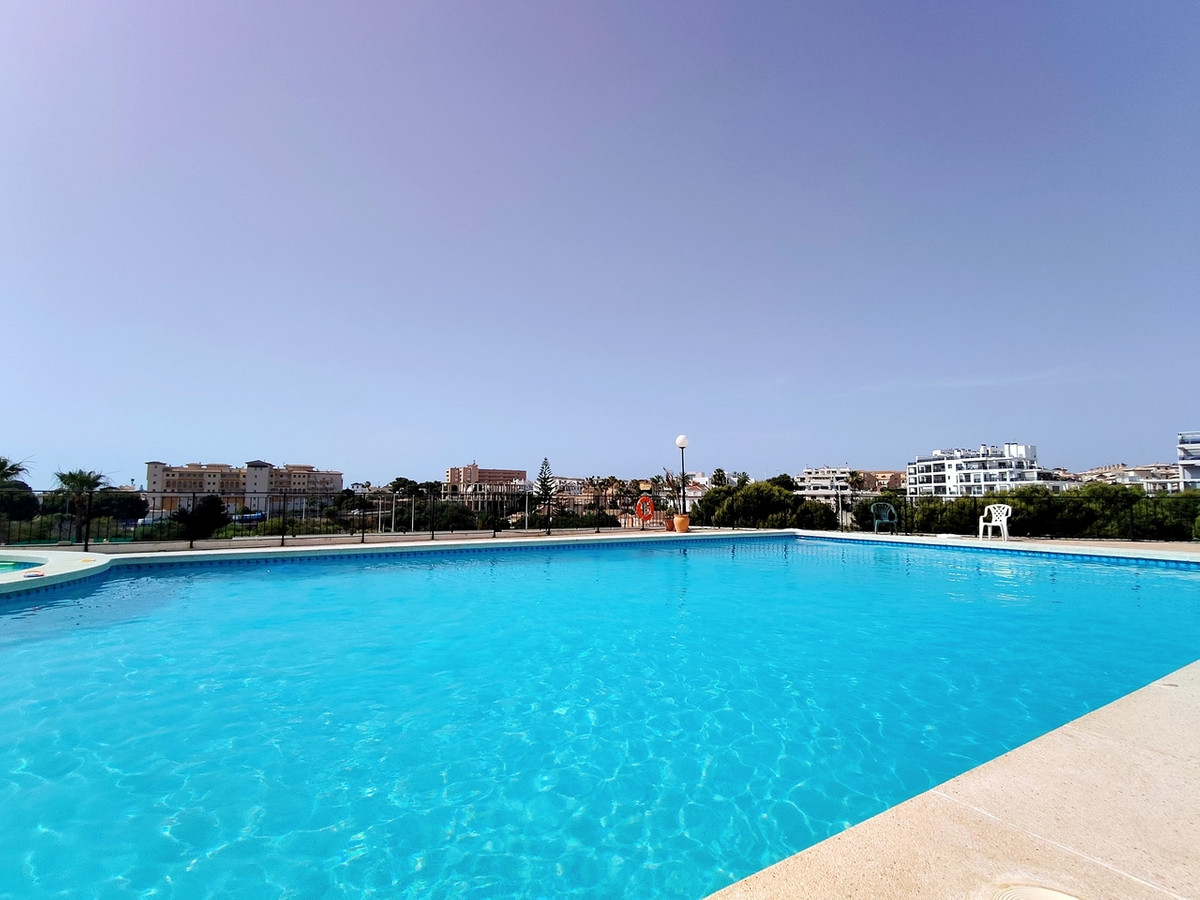 Huis te koop in La Zenia | 2 slaapkamers H5421403