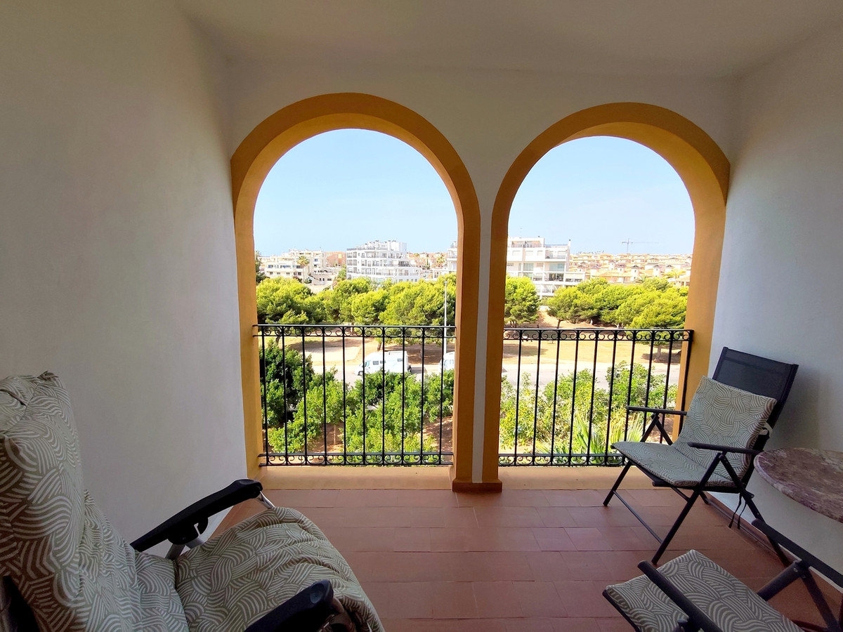 Huis te koop in La Zenia | 2 slaapkamers H5421403