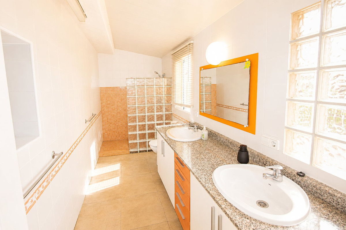 Property main view 34