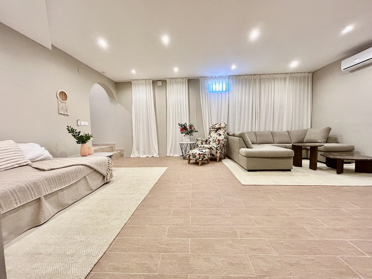 Property main view 34