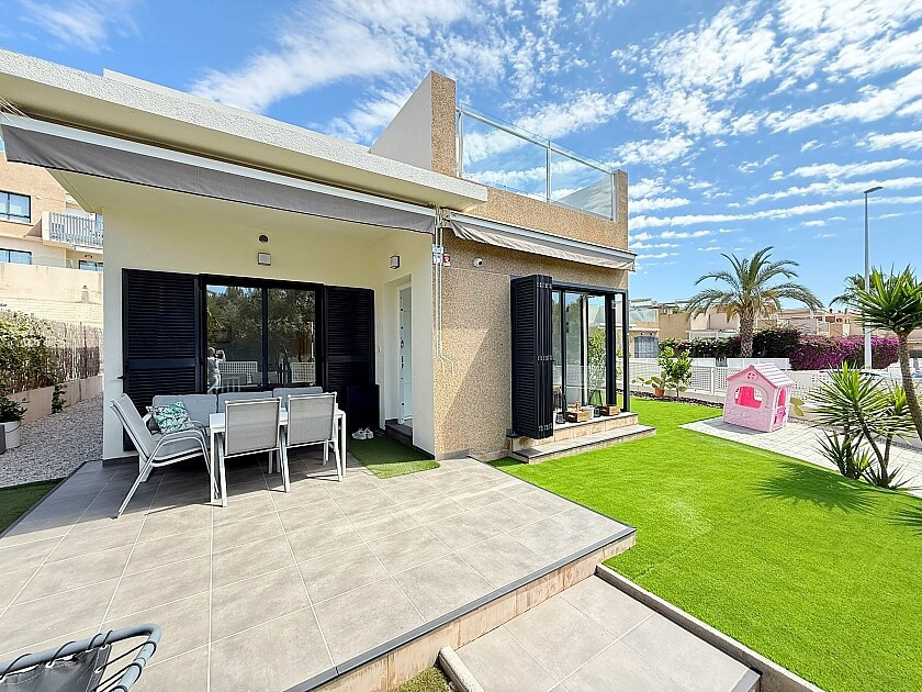 Huis te koop in La Zenia | 3 slaapkamers H5456191