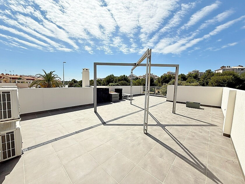 Huis te koop in La Zenia | 3 slaapkamers H5456191