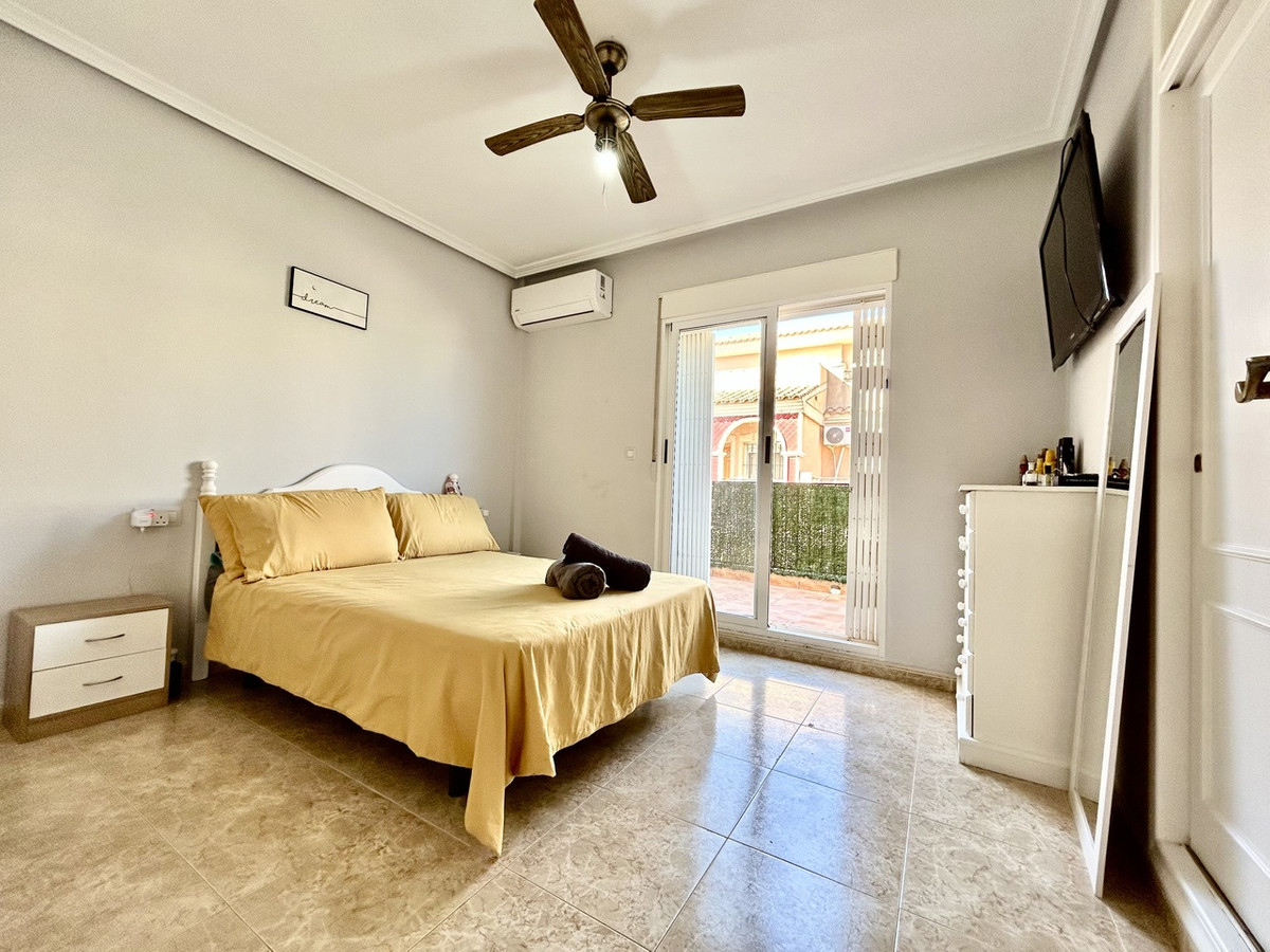 Huis te koop in La Zenia | 3 slaapkamers H5481001