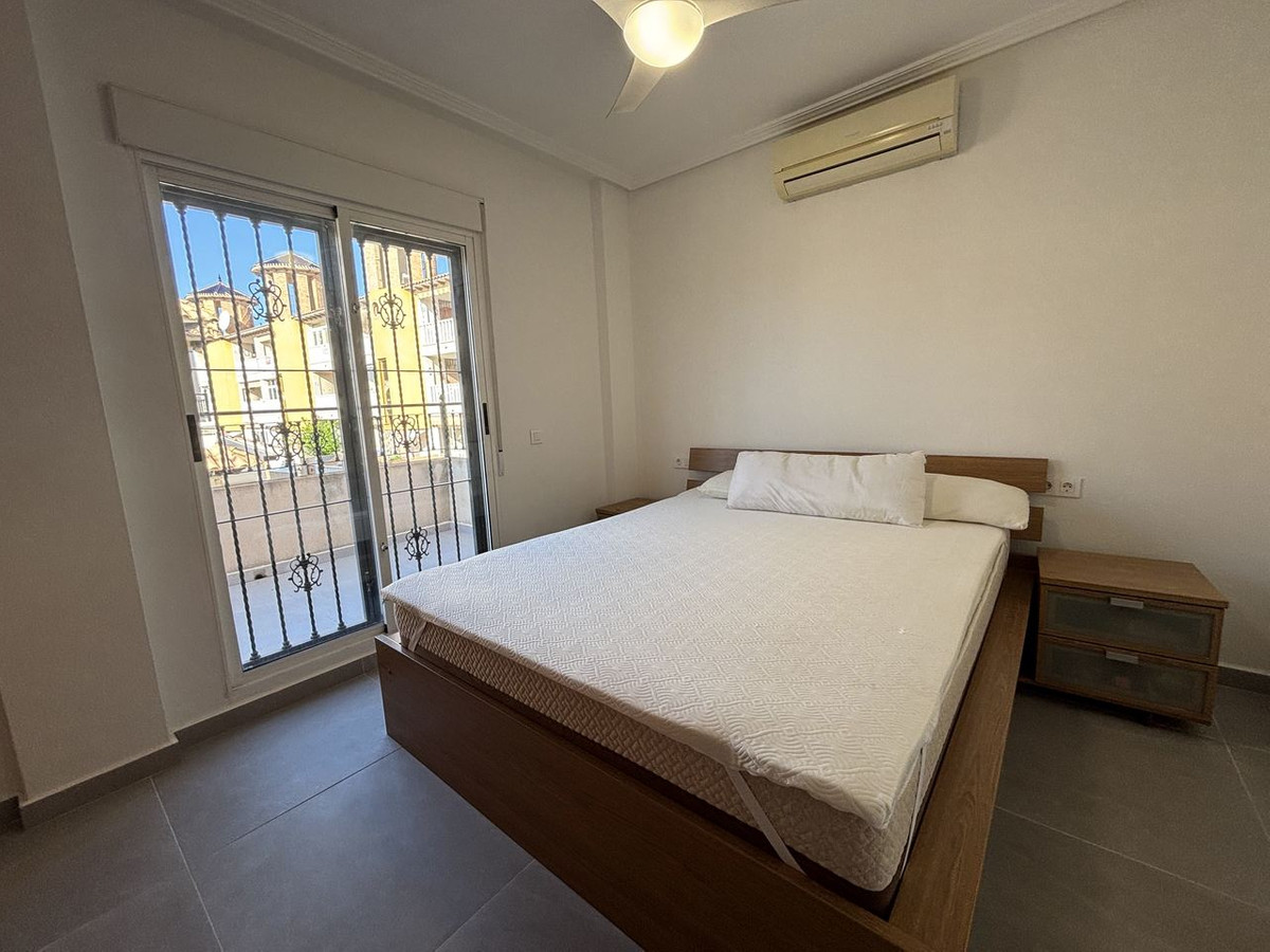 Huis te koop in La Zenia | 3 slaapkamers H5498146