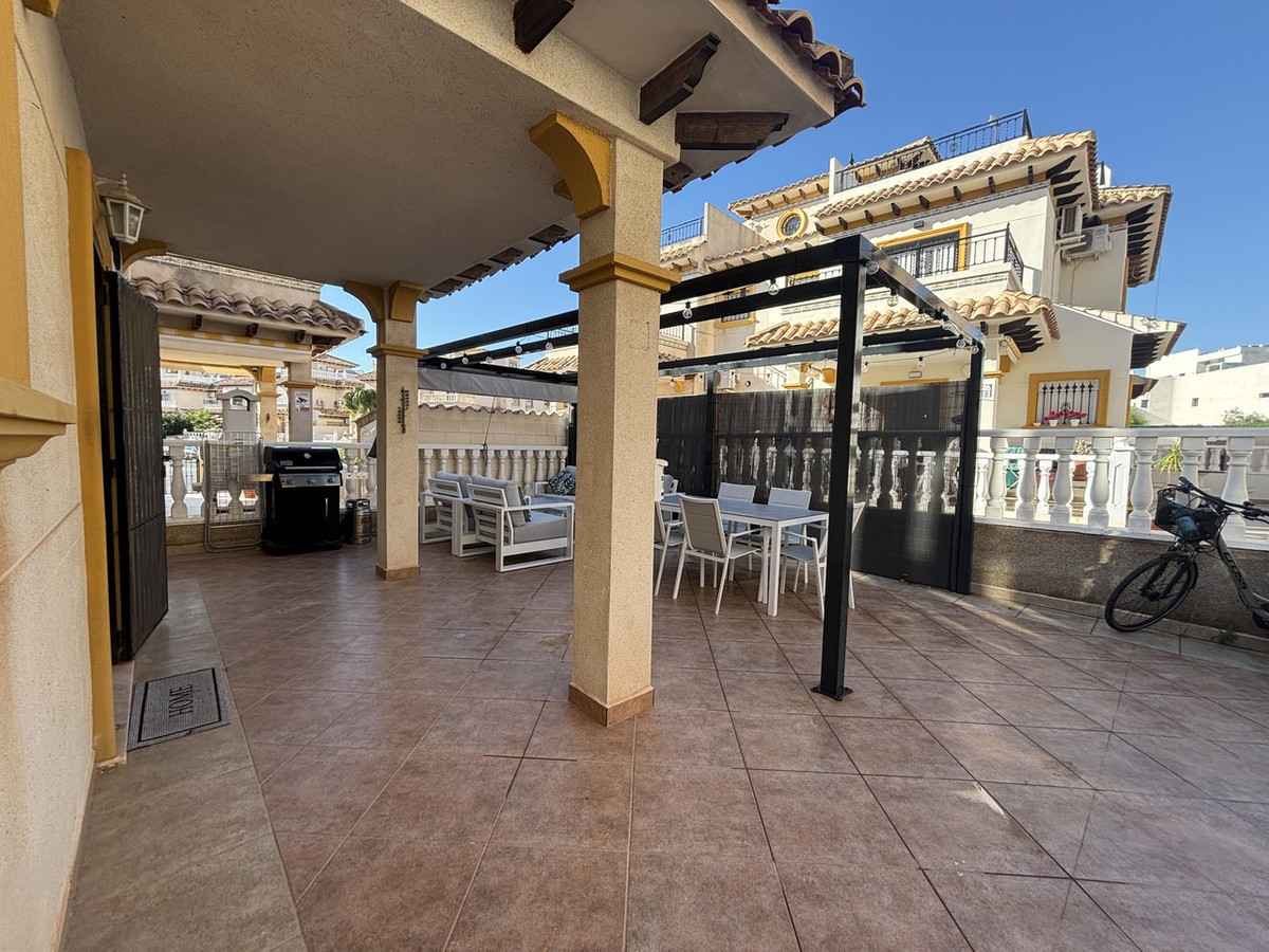 Huis te koop in La Zenia | 3 slaapkamers H5498146