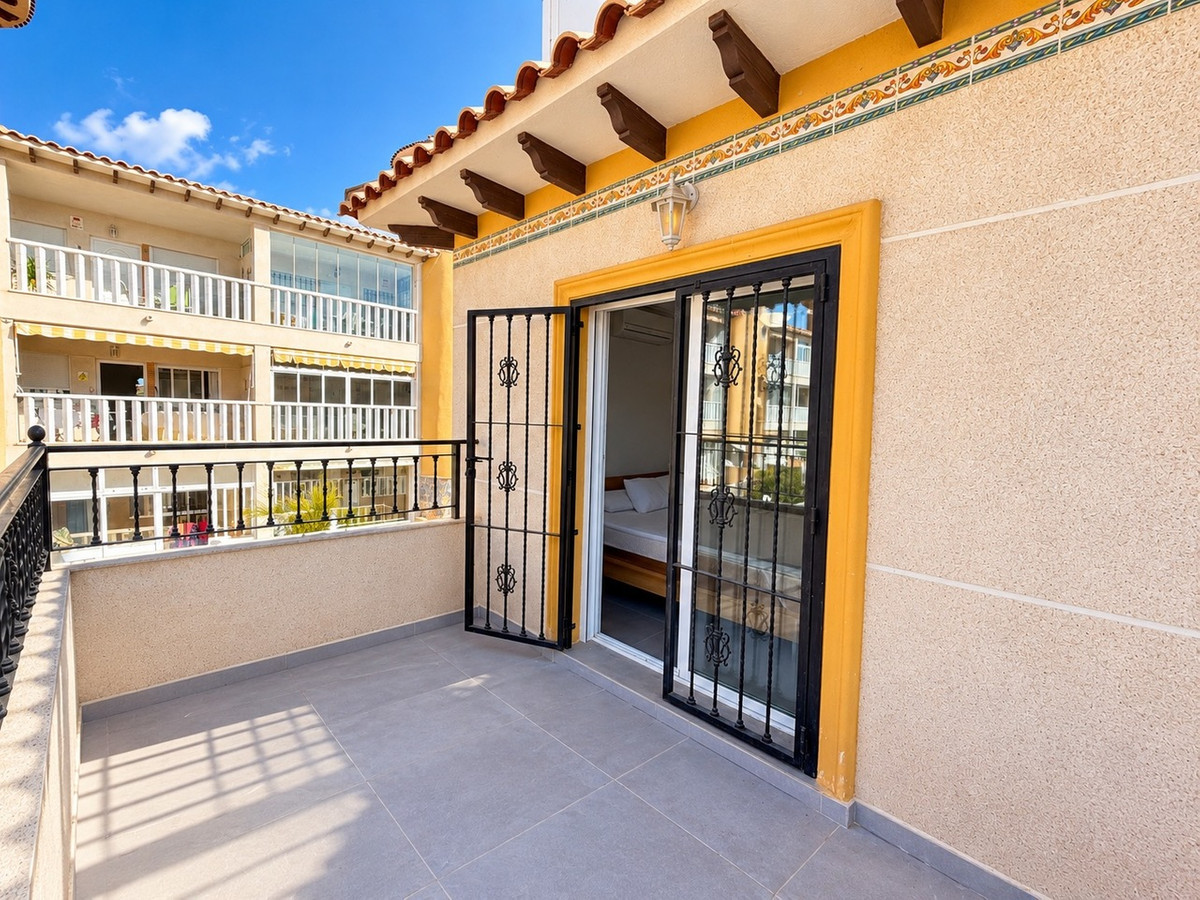 Huis te koop in La Zenia | 3 slaapkamers H5498146