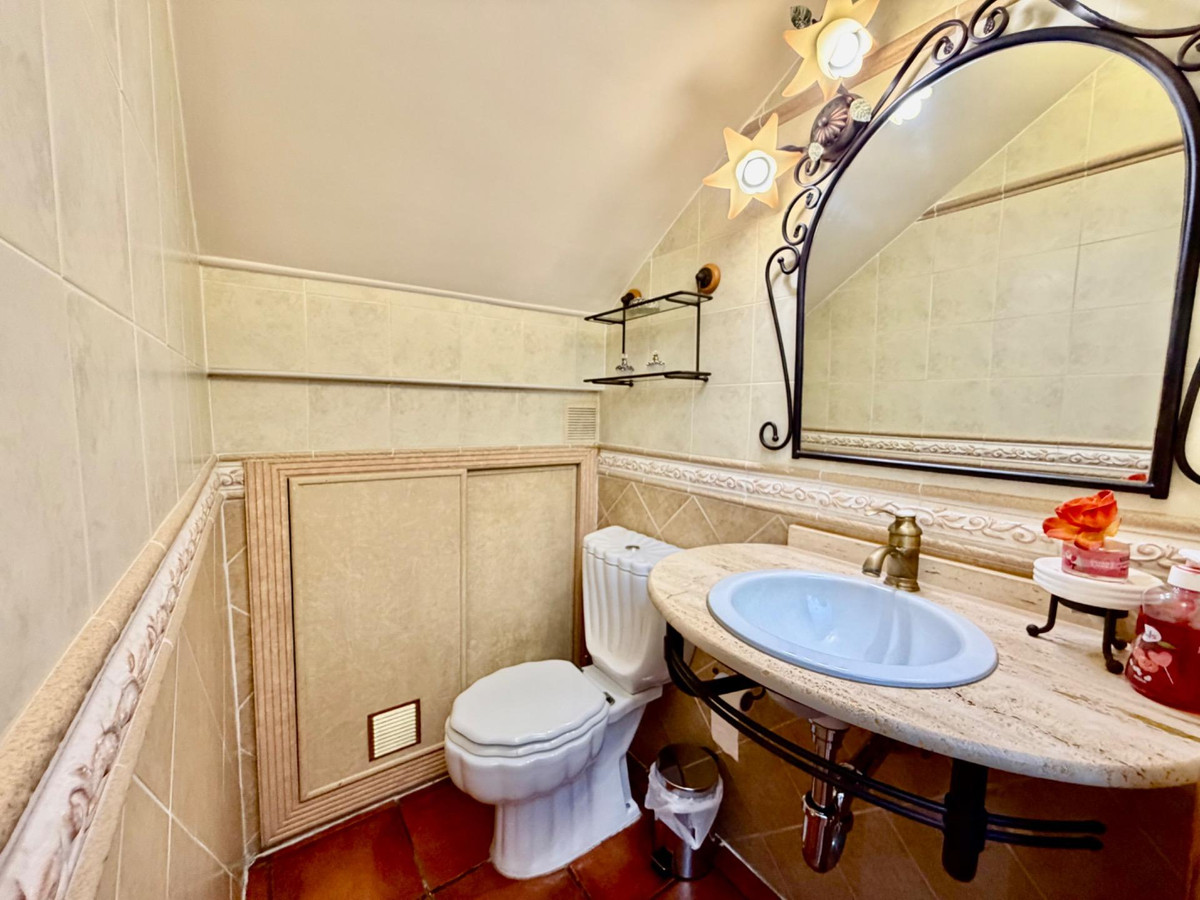 Huis te koop in La Zenia | 4 slaapkamers H5498611
