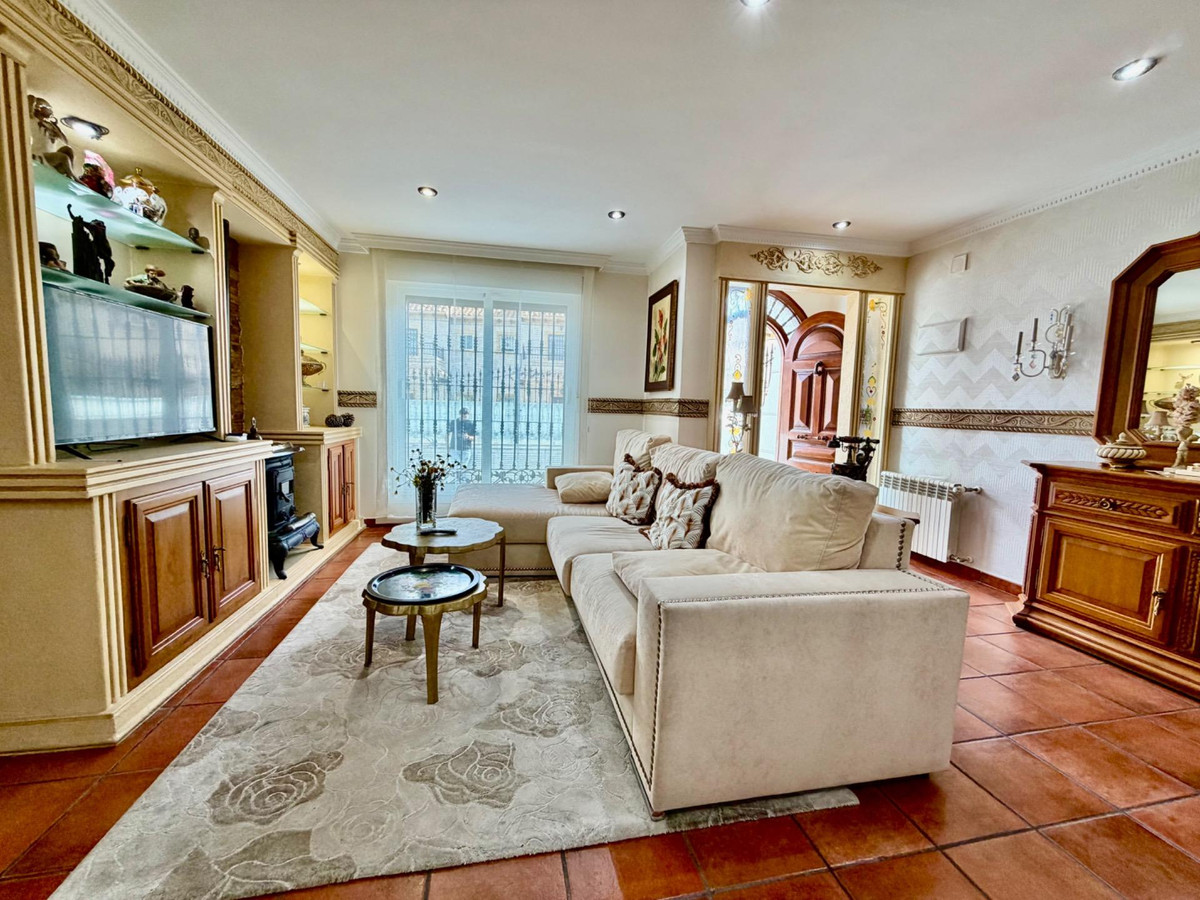 Huis te koop in La Zenia | 4 slaapkamers H5498611
