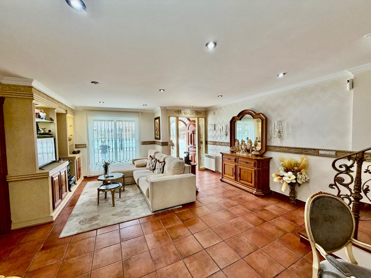 Huis te koop in La Zenia | 4 slaapkamers H5498611