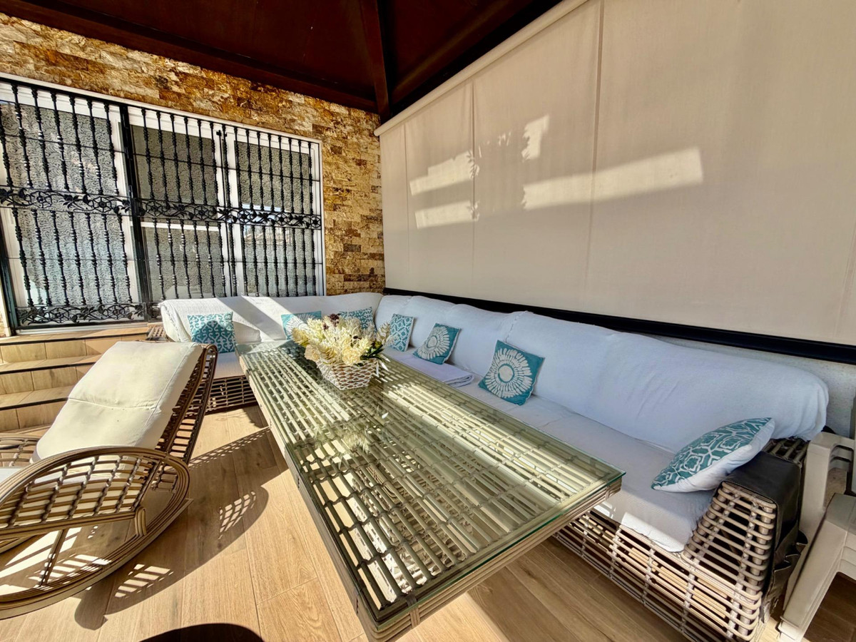 Huis te koop in La Zenia | 4 slaapkamers H5498611
