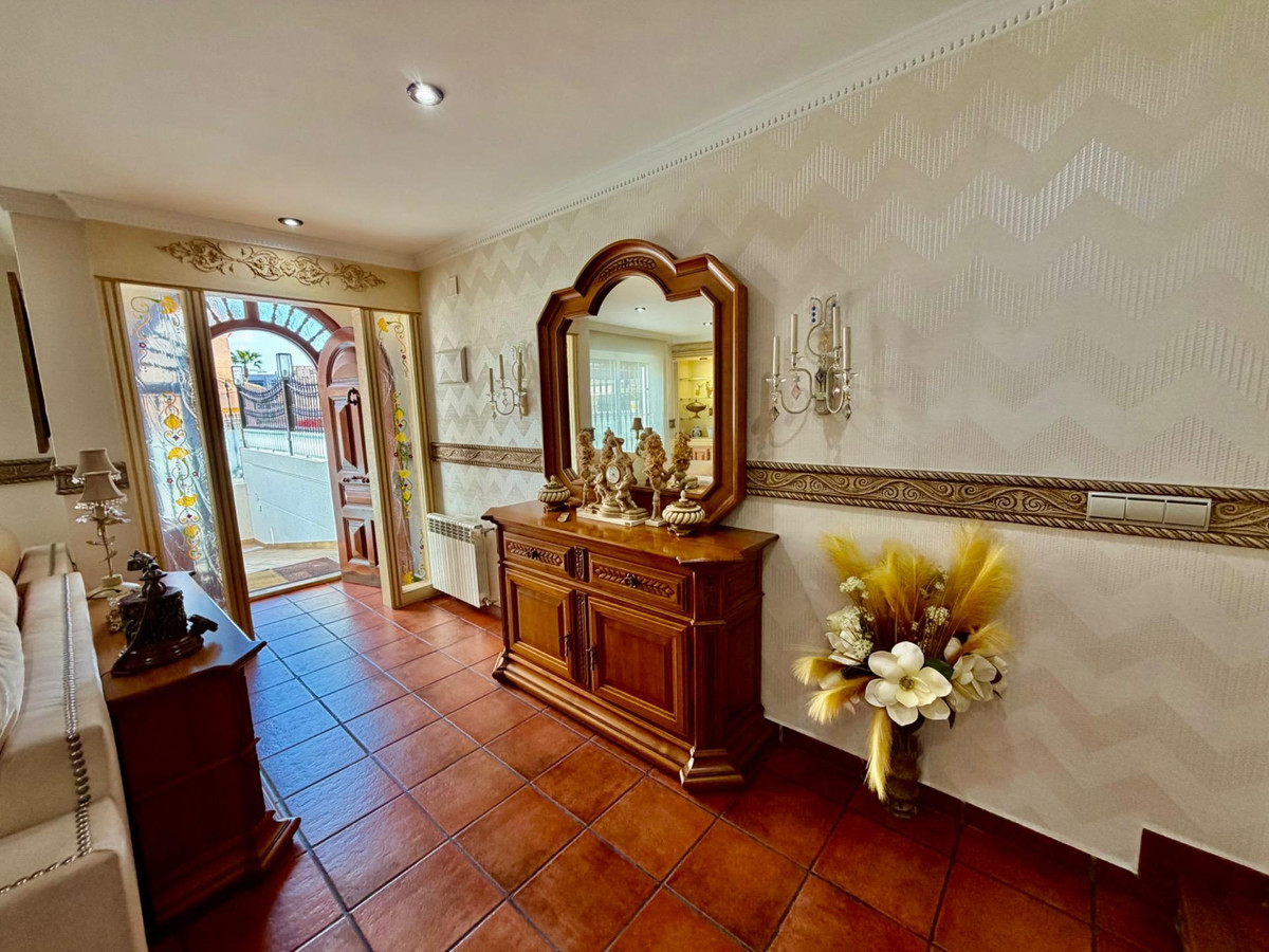 Huis te koop in La Zenia | 4 slaapkamers H5498611