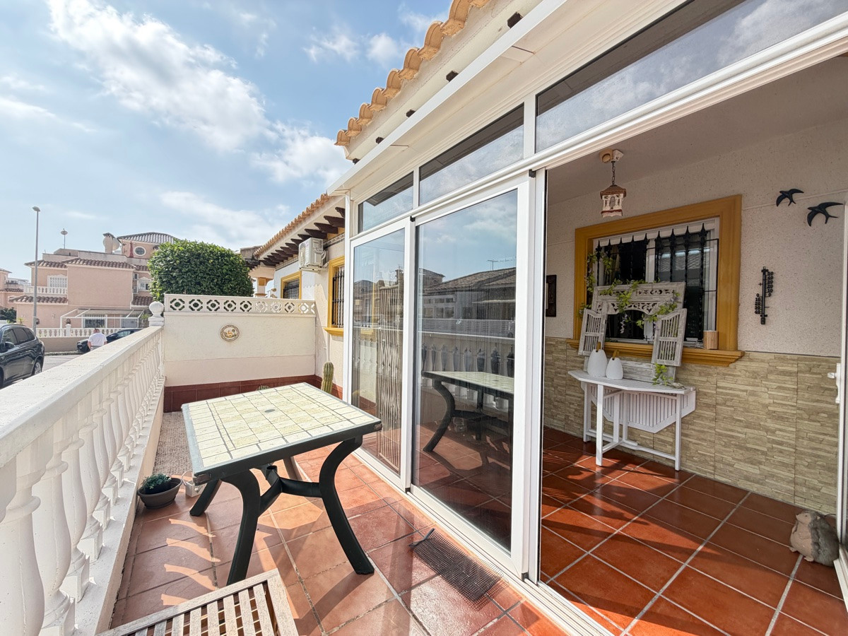 Huis te koop in La Zenia | 2 slaapkamers H5503135