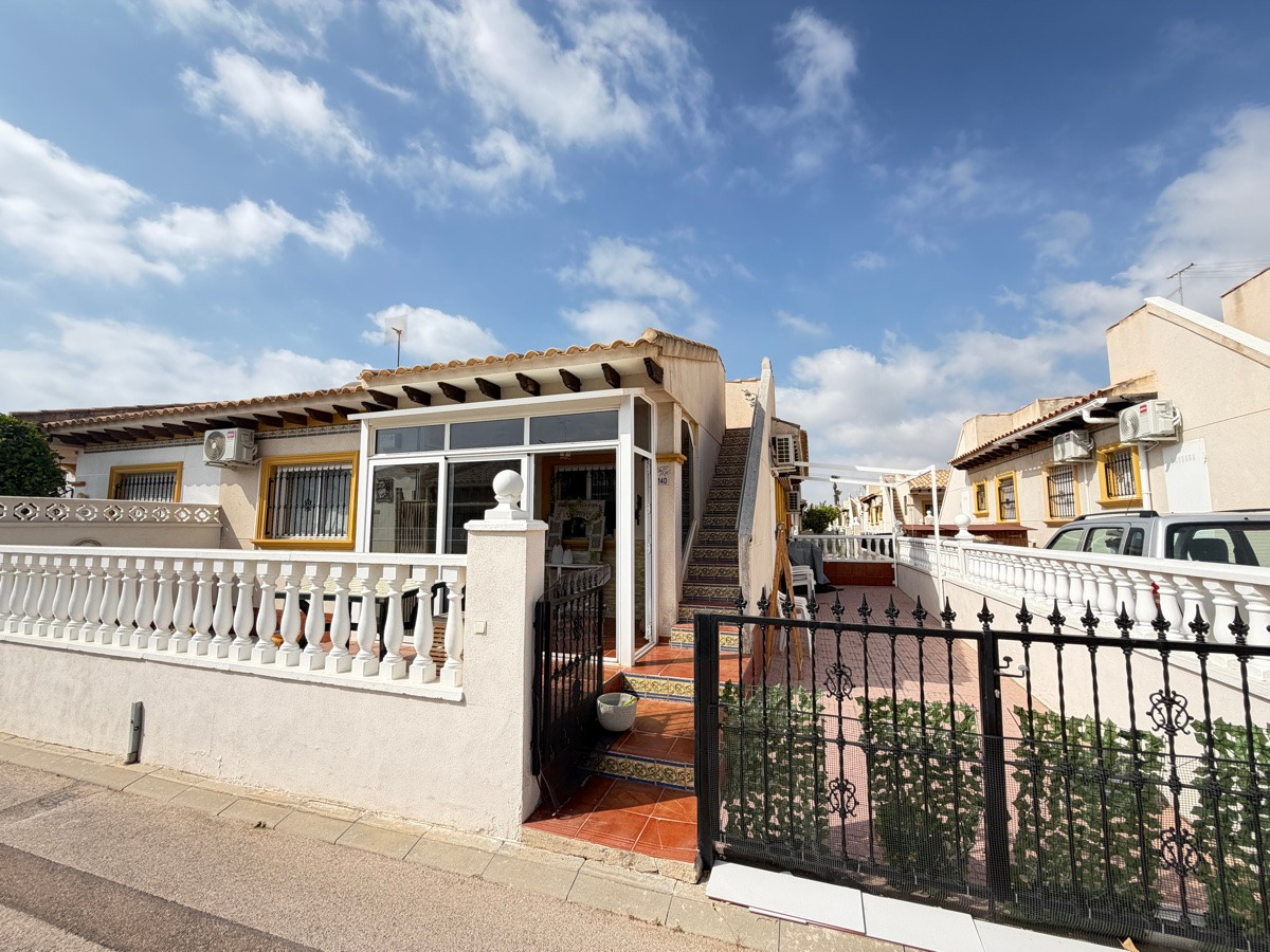 Huis te koop in La Zenia | 2 slaapkamers H5503135