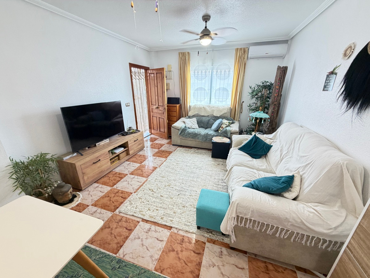 Huis te koop in La Zenia | 2 slaapkamers H5503135