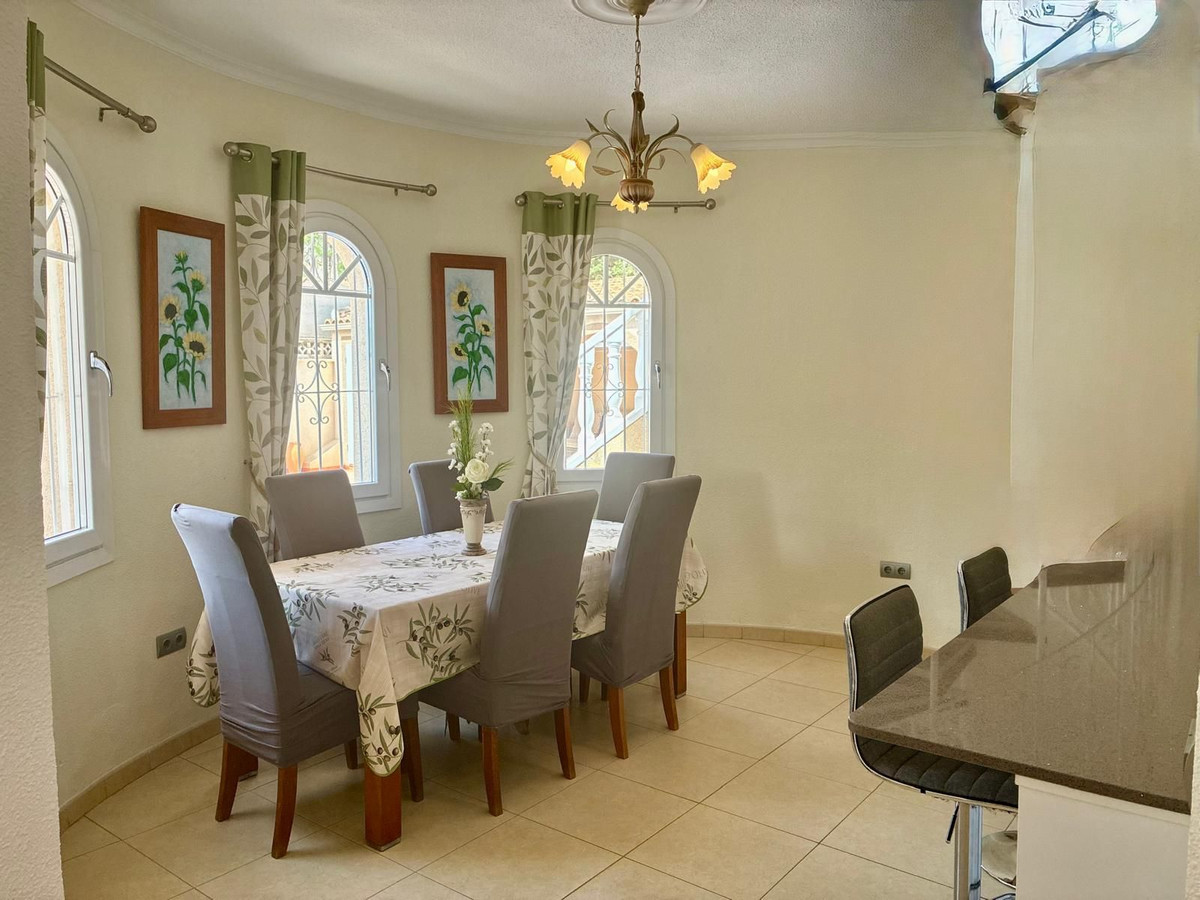 Huis te koop in La Zenia | 5 slaapkamers H5520886