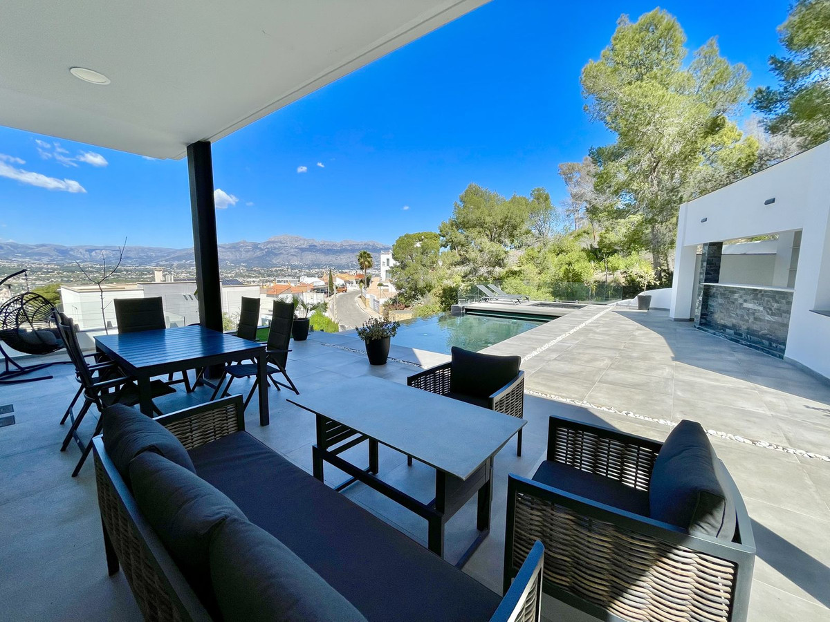 Property main view 38