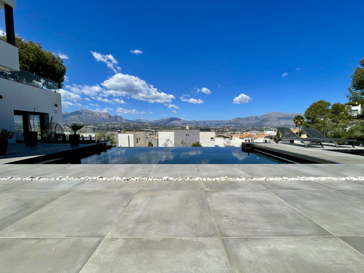 Property main view 41