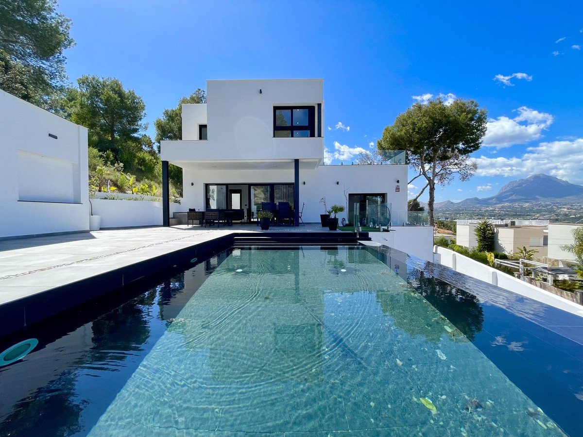 Property main view 46