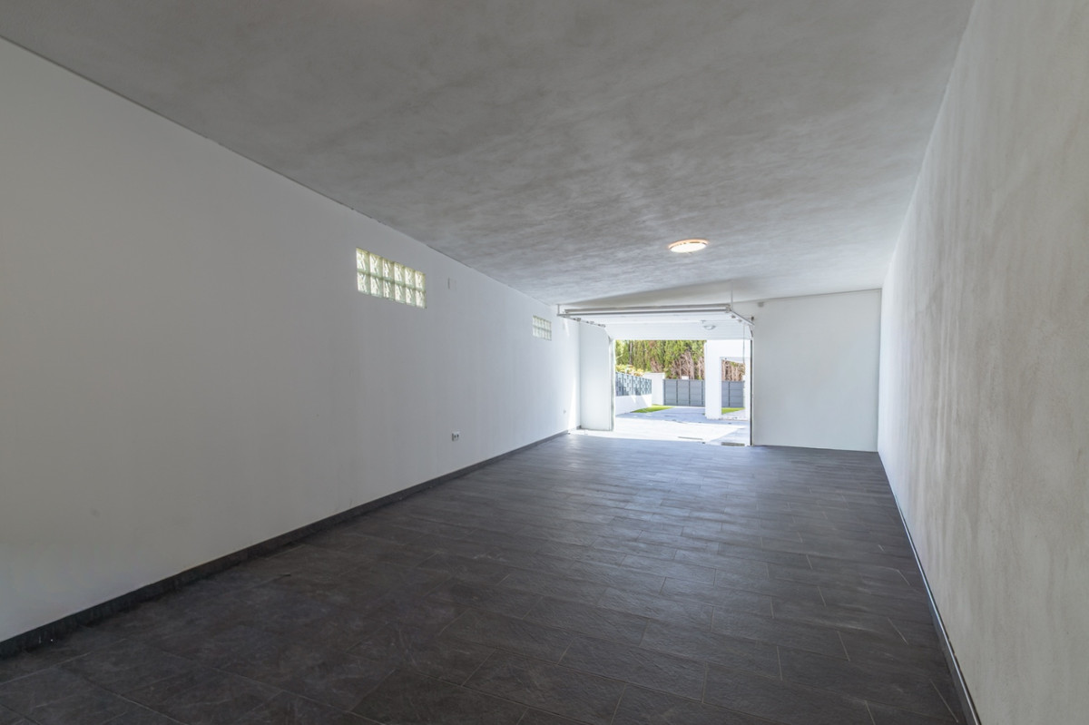 Property main view 33