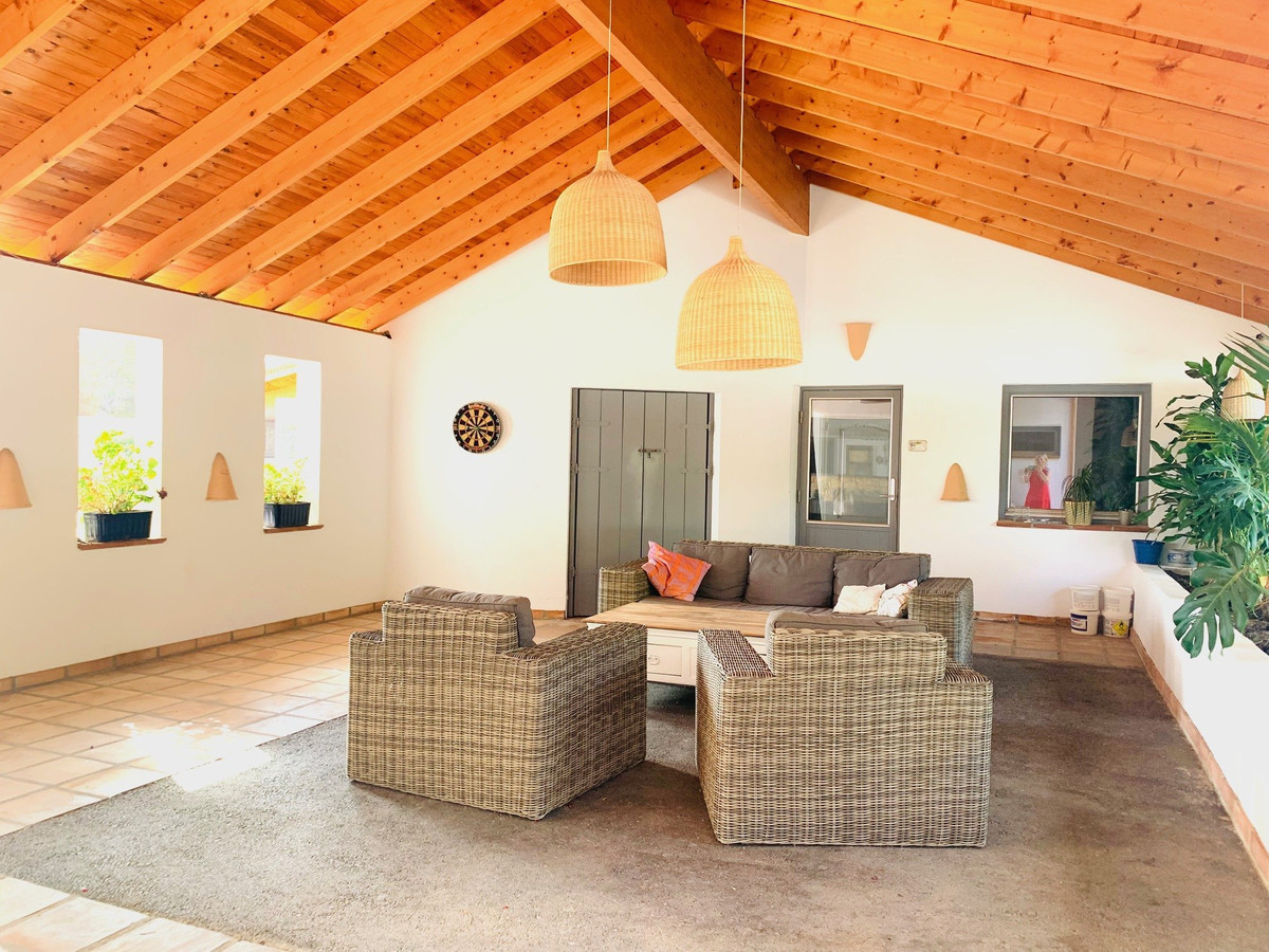 Huis te koop in L'Alfás del Pi | 9 slaapkamers H4218160