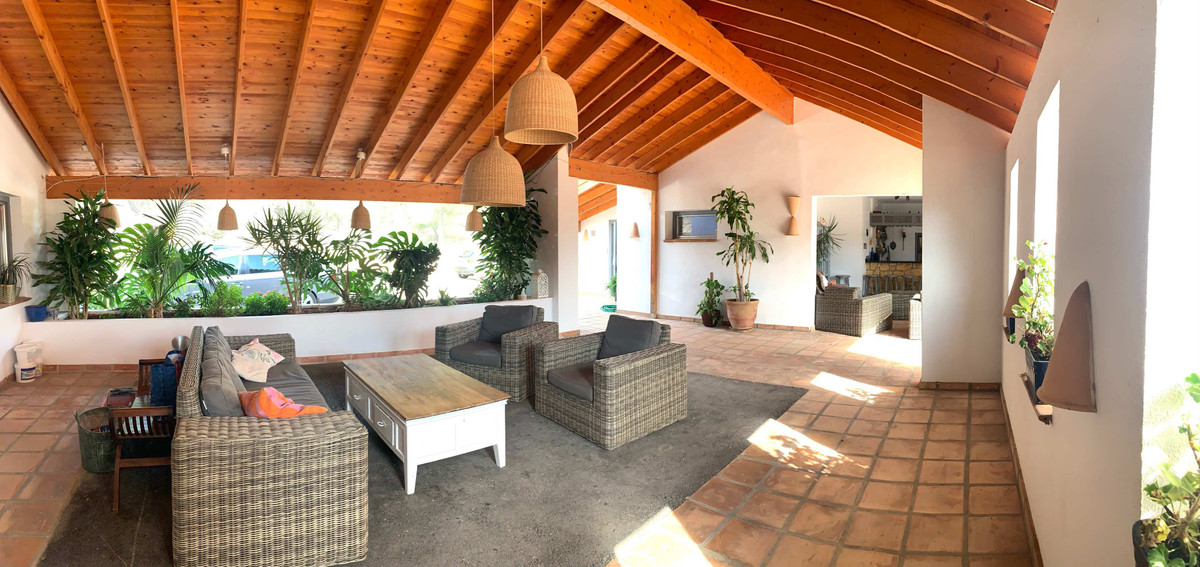 Huis te koop in L'Alfás del Pi | 9 slaapkamers H4218160