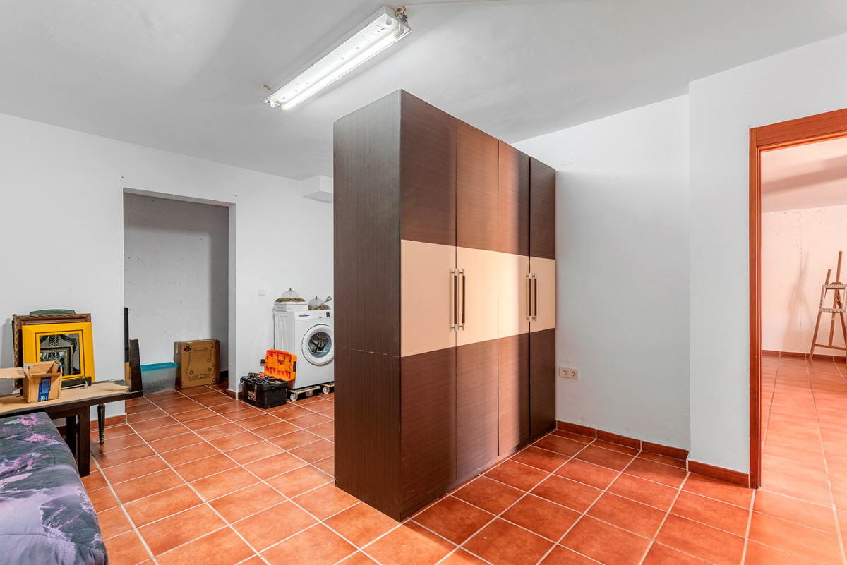 Property main view 33